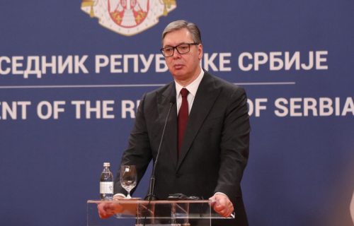 "Sa tugom sam primio vest o teškim nesrećama": Vučić izjavio saučešće porodicama nastradalih u Turskoj