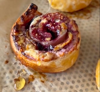 Rolnice od lisnatog testa sa smokvama i kozjim sirom (RECEPT+VIDEO)
