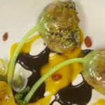 Jestive lale, punjene žitaricama i biljnim sosevima: Za strpljive, umetničke duše (RECEPT+VIDEO)