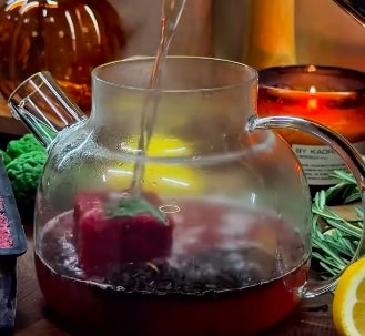 Ekstra čaj, dopunjen vitaminskom bombom: Za ljubitelje aronije i brusnice (RECEPT+VIDEO)