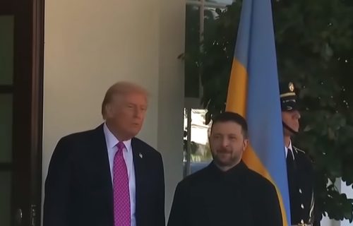"Putin će te uništiti": Tramp navodno psovao, drao se na Zelenskog i bacao ukrajinske mape bojišta