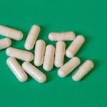 Šta je kratom i koliko je opasan? Biljni preparat porede sa narkoticima, izaziva euforiju i halucinacije