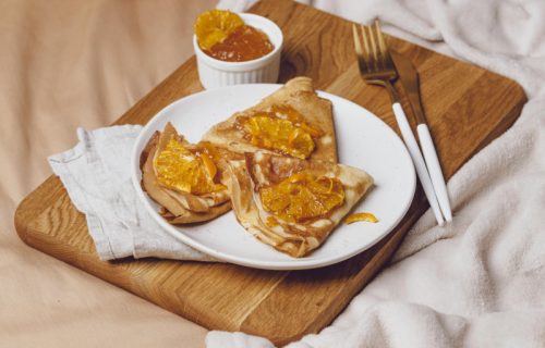 Na francuski način: Palačinke sa prelivom od narandže (RECEPT+VIDEO)