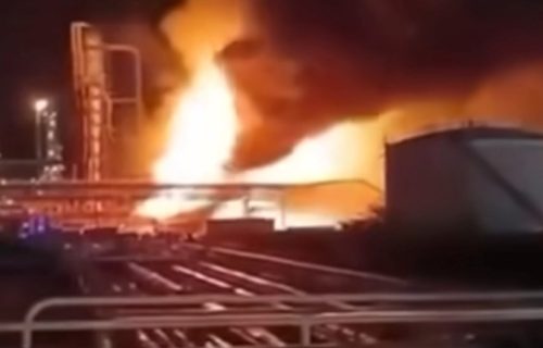 Velik požar u rafineriji mađarskog MOL-a: Građani čuli eksplozije, nebo bilo crveno od plamena (VIDEO)