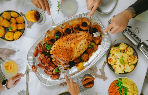 Pečena piletina, kaša od slatkog krompira, šifon torta: Ovo je bilo na meniju Trampa i Zelenskog