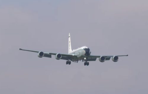 Špijunski avion primećen kako kruži oko ruske teritorije: Amerikanci pokrenuli misiju iz V. Britanije