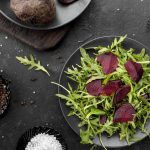 Cvekla sa đumbirom i kikiriki prelivom: Zdrava i ukusna salata (RECEPT+VIDEO)