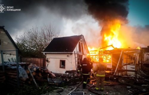 Najmanje tri osobe ubijene u ruskim noćnim napadima na Odesu i Harkov: Neki delovi Ukrajine bez struje