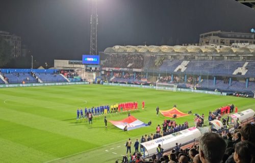 Poniženje kako se ne pamti: Crnogorci klečali pred Hrvatima, pa u Podgorici potonuli kao nikad pre (FOTO)