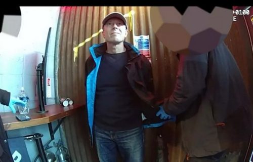 Osuđen Britanac koji je sanjao da bude Džejms Bond: Odao poverljive podatke agentima "Saši i Dimi"