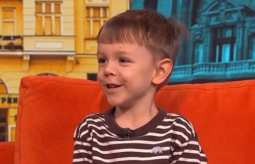 Mali Lav je prvo dete u Srbiji koje je primilo najskuplji lek na svetu: Danas hoda normalno i smeje se