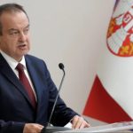 Dačić: "Sinoć povređeno 17 policajaca, 47 lica dovedeno u MUP, nema razloga za ovakve scene"