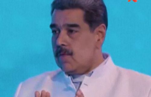 Maduro prebačen u ćeliju sa još 18 zatvorenika: "Čita Bibliju i uči engleski"