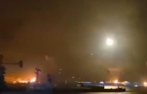 Snimljen napad dronovima na Novorosijsk: Eksplozije odjeknule na ključnom terminalu za izvoz nafte