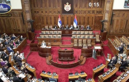 Skupština za danas završila rad, Mali izneo predlog zakona o budžetu: Od 1. januara veće plate u javnom sektoru
