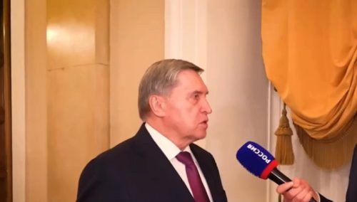 Stav Moskve o diplomatiji: Ušakov poručio da učešće evropskih predstavnika u pregovorima nije predviđeno