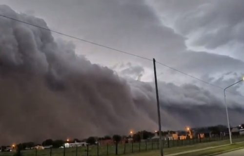 Nestvaran prizor: Snimak mračnog olujnog "zida" u Argentini uliva strah u kosti (VIDEO)