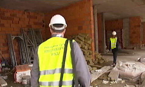 Kada život visi o kacigi: Novi projekat za zdravlje i bezbednost radnika