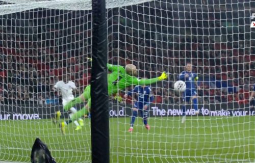 Saka pogodio Rajkovićevu mrežu za vodstvo Engleske protiv Srbije na Vembliju (VIDEO)