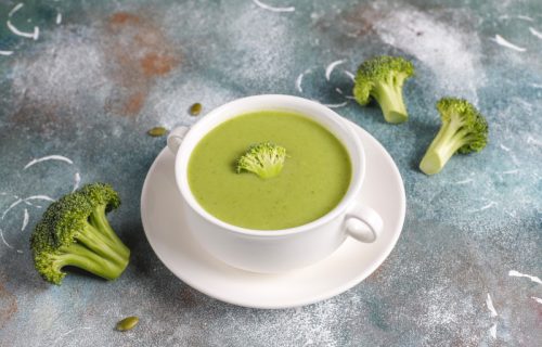 Čorba od brokolija i feta sira: Savršeno bogatstvo proteina (RECEPT+VIDEO)