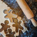 Originalni recept za čuvene keksiće od đumbira: Uz njih će vam zimski dani biti kao iz romantičnog božićnog filma (RECEPT)
