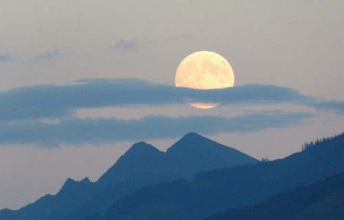 Mnogi će ovih dana shvatiti ko im zaista misli dobro, a ko je bio tu samo dok mu je odgovaralo: Šta nam donosi pun Mesec u Biku?