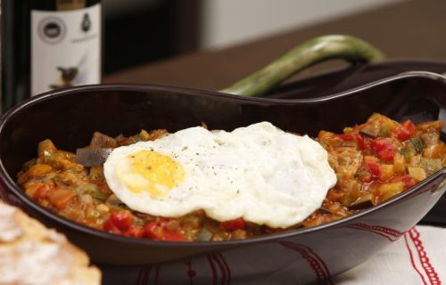 Provansa u vašem domu: Ratatouille - francuski gulaš od povrća je prava "čarolija ukusa" (RECEPT)