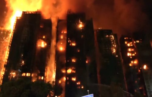 Snimci su stravični: U požaru u osam nebodera u Hong Kongu stradalo najmanje 36 ljudi, stotine nestalo