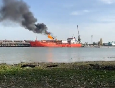 Pogođen tanker sa tečnim gasom na Dunavu: Evakuacija u selu na granici Rumunije i Ukrajine