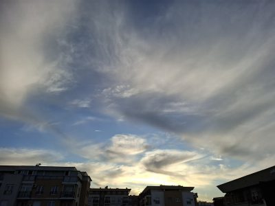 RHMZ upozorava na lokalne pljuskove sa grmljavinom i olujni vetar