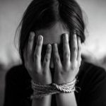 Lekcija za sve roditelje: Devojčica oteta dok je šteala psa, a otac se odmah setio kako da je pronađe
