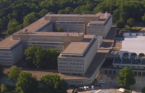 Bivši oficir CIA: Niko nije bezbedan, u Americi se prave nedeljne liste za odstrel, koristiće i robote