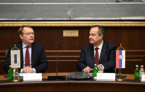 Saradnja MUP-a i OEBS-a: Dačić najavio nove inicijative za uključivanje manjina u policiju