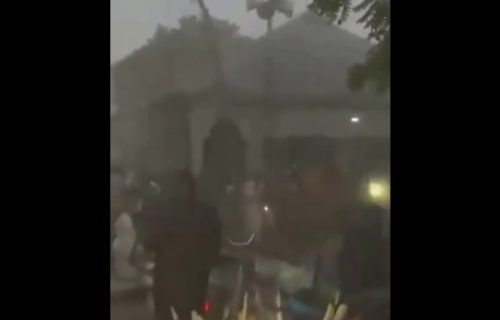 Eksplozija u džamiji tokom večernje molitve u Maiduguriju (VIDEO)