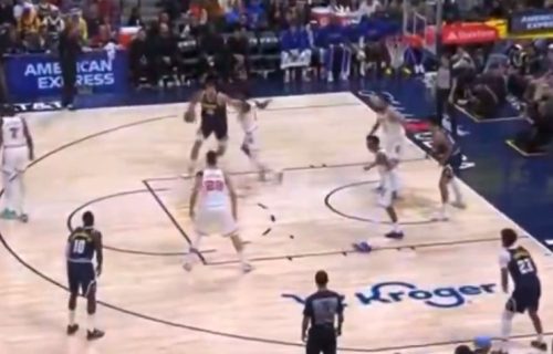 Jokić deli asistencije i samom sebi: Magija na meču protiv Hjustona, uzalud ga čuvaju trojica (VIDEO)