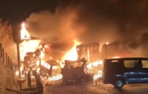 Stravičan prizor iz Japana: Eksplozije i požar posle sudara 57 vozila, poginula barem jedna osoba (VIDEO)