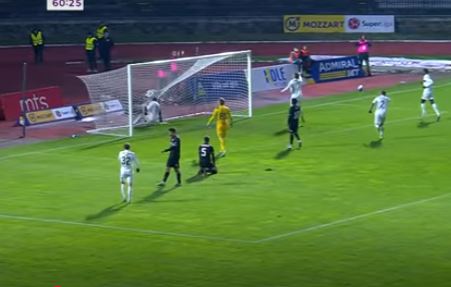 Spektakl u Kragujevcu: Partizan savladao Napredak u meču koji je sadržao sve što fudbal pruža