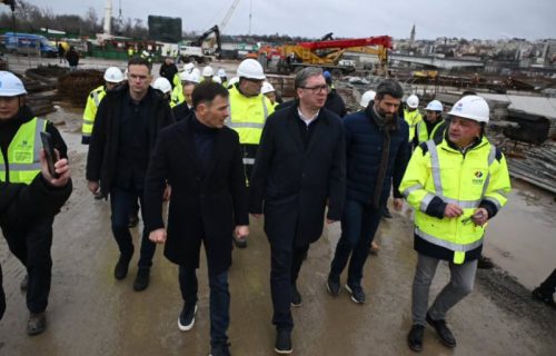 Vučić sa gradilišta Novog savskog mosta: "Beograd napreduje, želja je da tako napreduju i ostali gradovi"