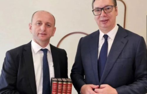 U teškim trenucima, uvek sam bio i biću uz svoje prijatelje: Vučić se oglasio povodom hapšenja Kneževića
