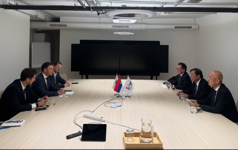 Iskustvo iz prva ruke: Mali se sastao sa renomiranim međunarodnim stručnjakom, sekretarom EXPO 2005