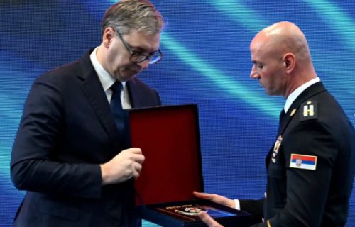 Svečanost povodom Dana SAJ-a, prisustvovao predsednik Vučić: "Zahvalan sam što ste tu za najteže zadatke"