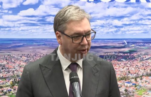Vučić i Pelegrini iz Bačkog Petrovca: "Dogovorili smo i izgradnju Slovačke kuće u Novom Sadu"