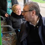 Vučić se vozio autobusom po Nišu: "Ovo ću češće da radim"