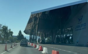 Hitna evakuacija na aerodromu u Sarajevu