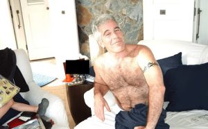 Šok otkriće o smrti Epstina, robijaš “propevao”: Iz zatvora “nestale” čitave kese iseckanih dokumenata