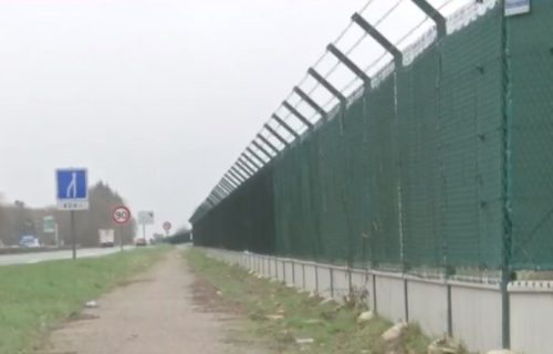 Alarm u francuskoj bazi: Primećeni neidentifikovani dronovi, smatraju ih neprijateljskim