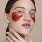 Novi apsurdni beauty trend: Stručnjaci upozoravaju da se ni slučajno ne upražnjava