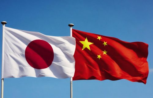 Zakuvalo se u Aziji: Japan razbesneo Kinu pričom o nuklearnom oružju, Peking oštro reagovao