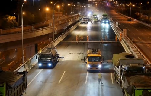 Autoput se "stvorio" preko noći: Pogledajte kako kineski putari asfaltiraju 2,5 km za šest sati (VIDEO)