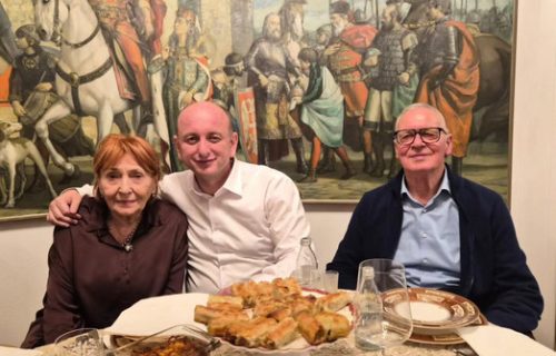Kod Vučića na slavi i Milan Knežević: "Nismo pričali o Botunu, samo o skadarskom krapu"